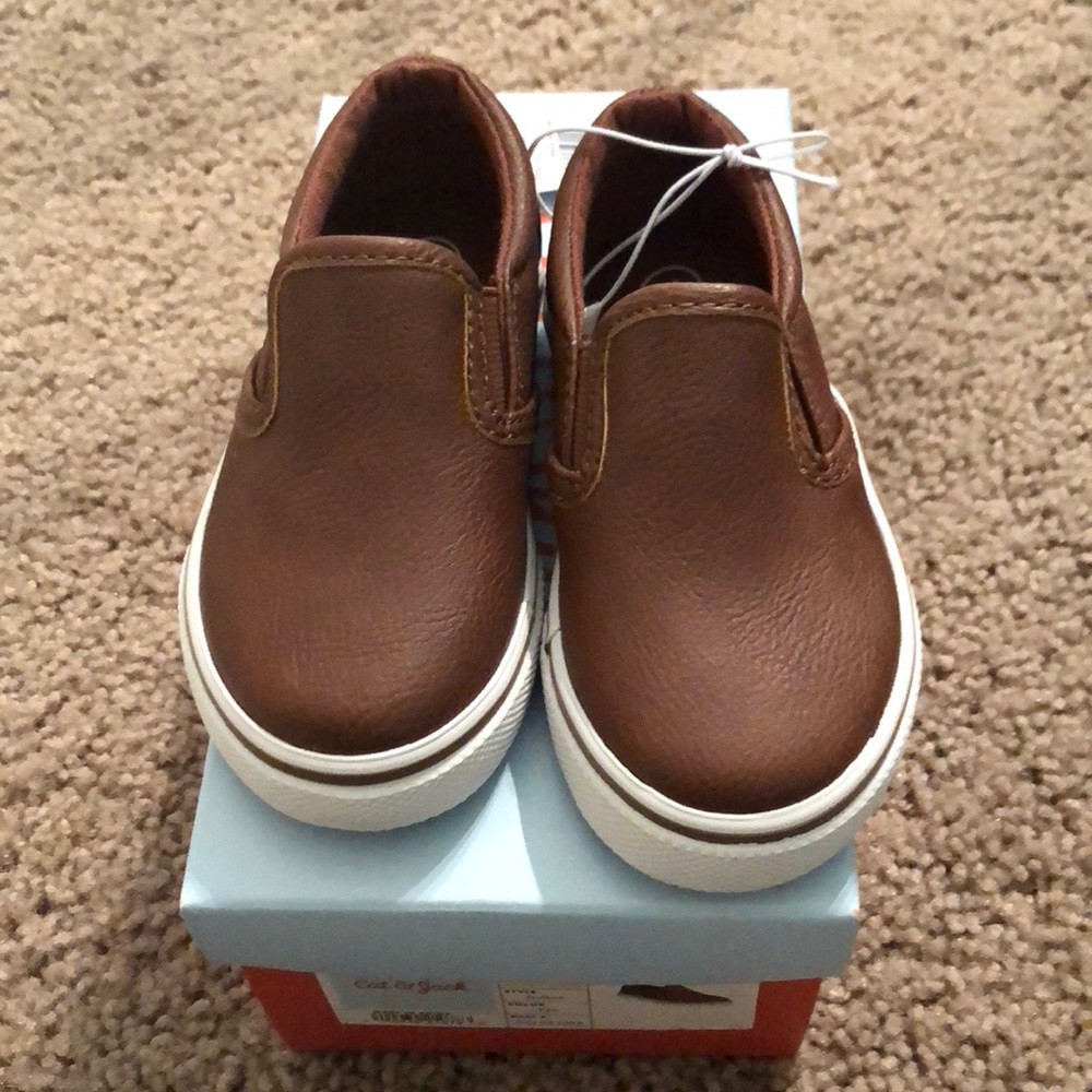 Cat & jack slip-ons